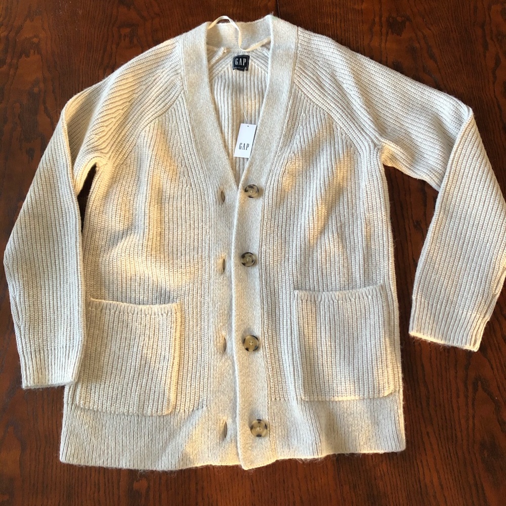 Gap Cardigan - Picture 4 of 9